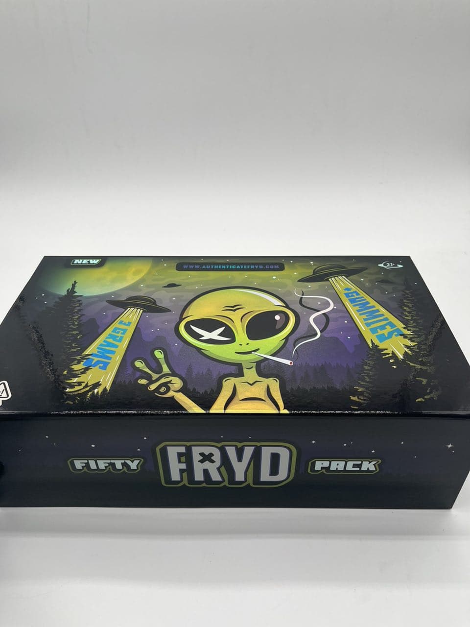 fryd disposable with gummies box